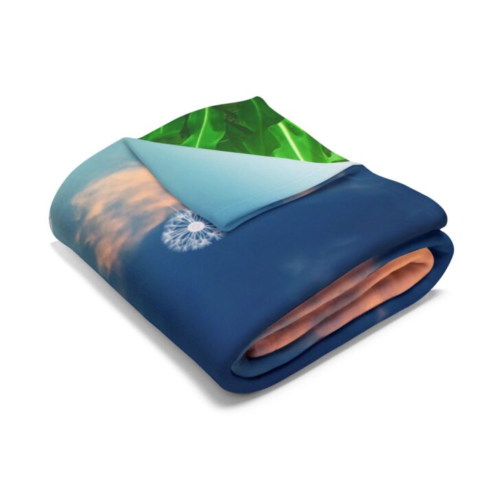 Arctic Fleece Blanket - Dandelions - Image 3