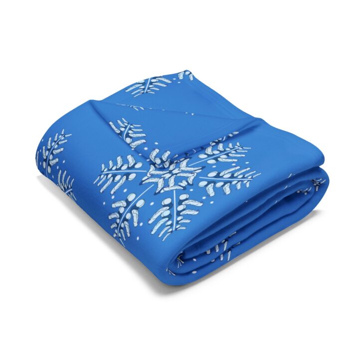 Arctic Fleece Blanket - Snowflake - Image 7