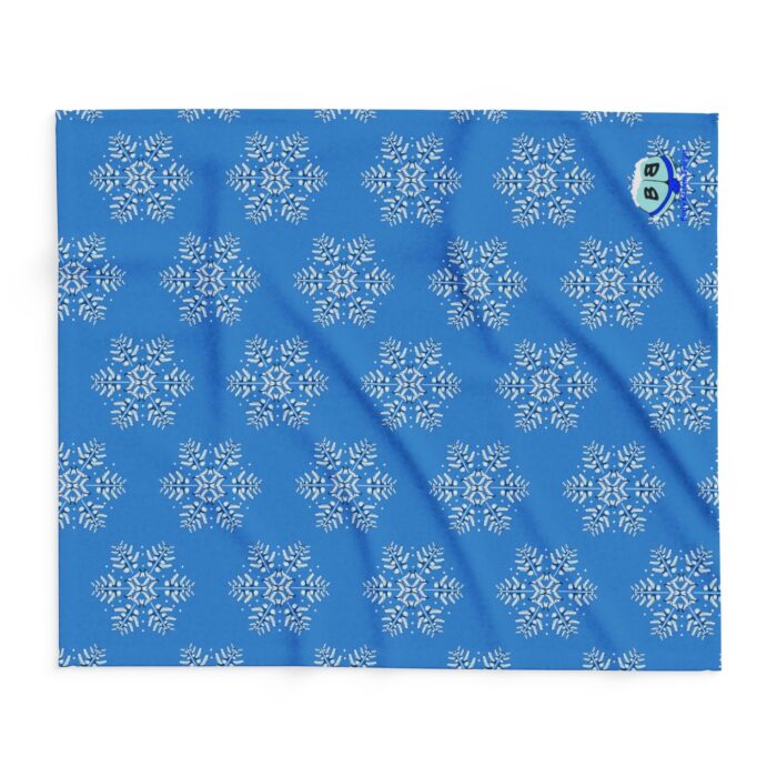 Arctic Fleece Blanket - Snowflake - Image 6