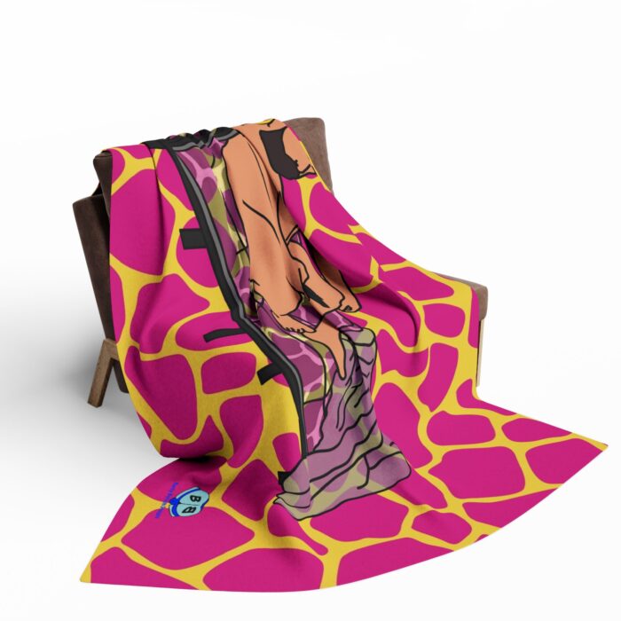 Arctic Fleece Blanket - Giraffe Couch - Image 4